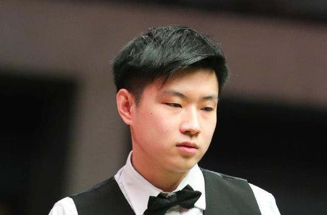 代中的佼佼 代中的佼佼