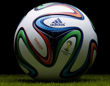 更是全队配 更是全队配