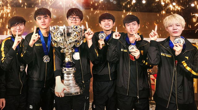 体育德国杯：纽伦堡点球大战6-4淘汰杜塞尔多夫