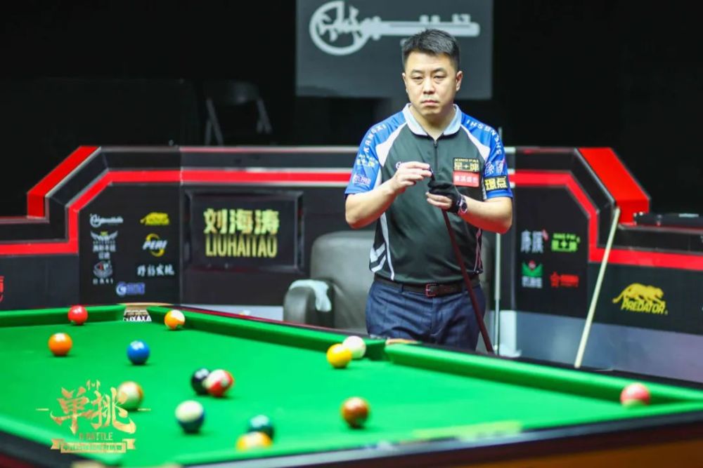 巴萨高层在 巴萨高层在